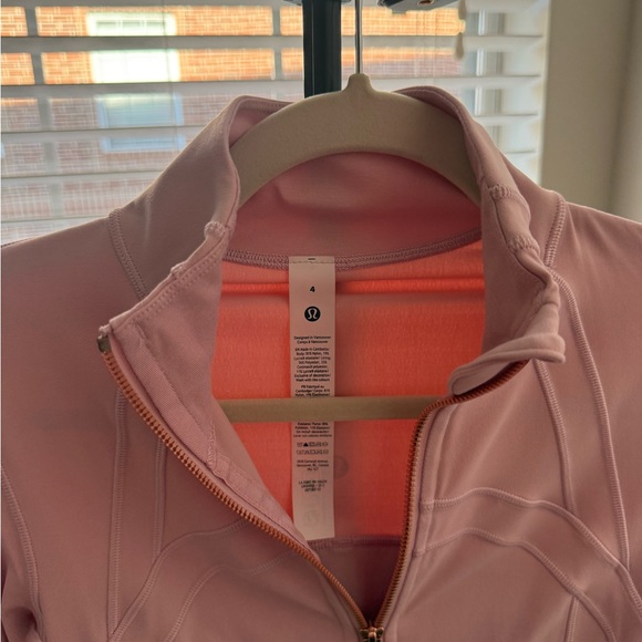 Define Cropped Jacket - Picture 4 of 5